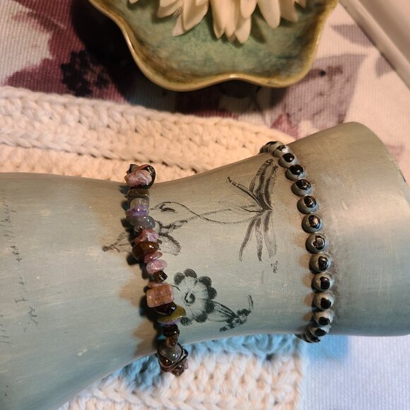 Tourmaline Chip Bracelet | Multi-Color Gemstone Stretch Boho Healing Jewelry - Picture 6 of 9